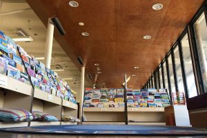 Avalon-Beach-Library reading space